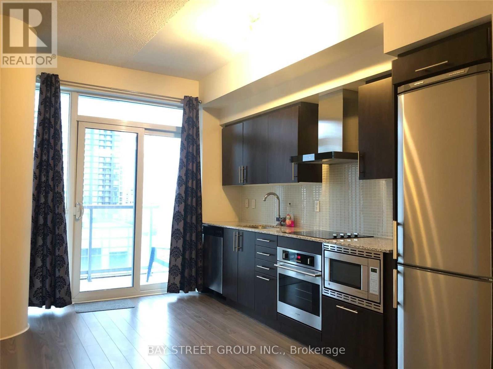 2217 - 352 Front Street W, Toronto, Ontario  M5V 1B5 - Photo 5 - C13703216