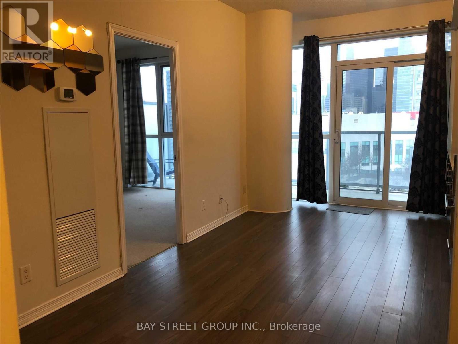 2217 - 352 Front Street W, Toronto, Ontario  M5V 1B5 - Photo 7 - C13703216