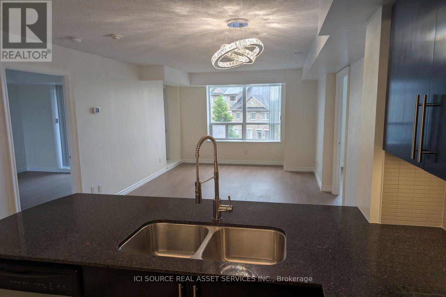 202 - 73 King William Crescent, Richmond Hill, Ontario  L4B 0C2 - Photo 4 - N13703202
