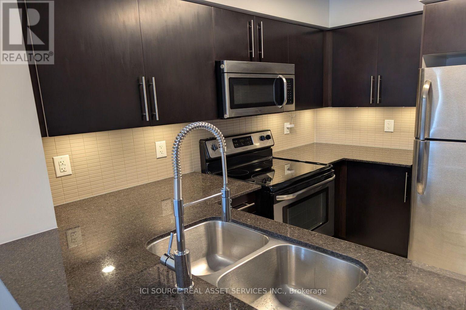 202 - 73 King William Crescent, Richmond Hill, Ontario  L4B 0C2 - Photo 5 - N13703202