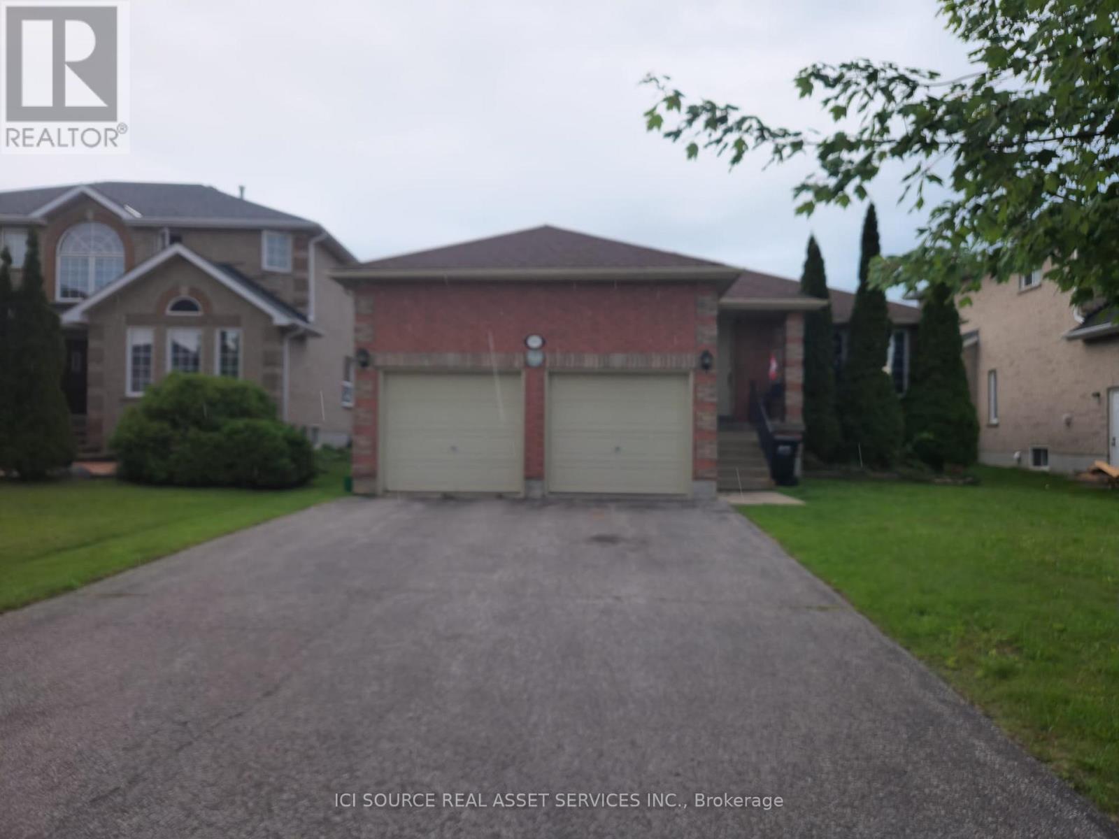 99 ESTHER DRIVE, Barrie, Ontario