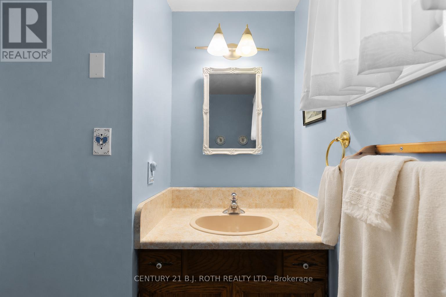 19 Maple Crescent, Oro-Medonte, Ontario  L0L 1T0 - Photo 11 - S13703198