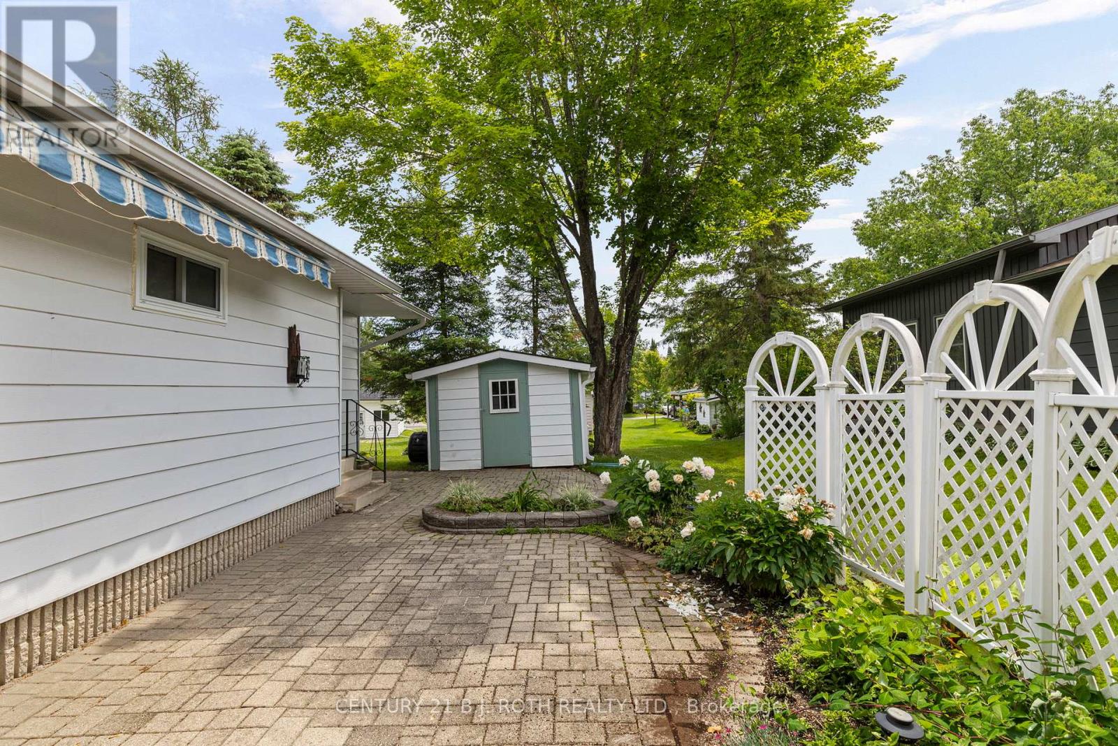 19 Maple Crescent, Oro-Medonte, Ontario  L0L 1T0 - Photo 15 - S13703198