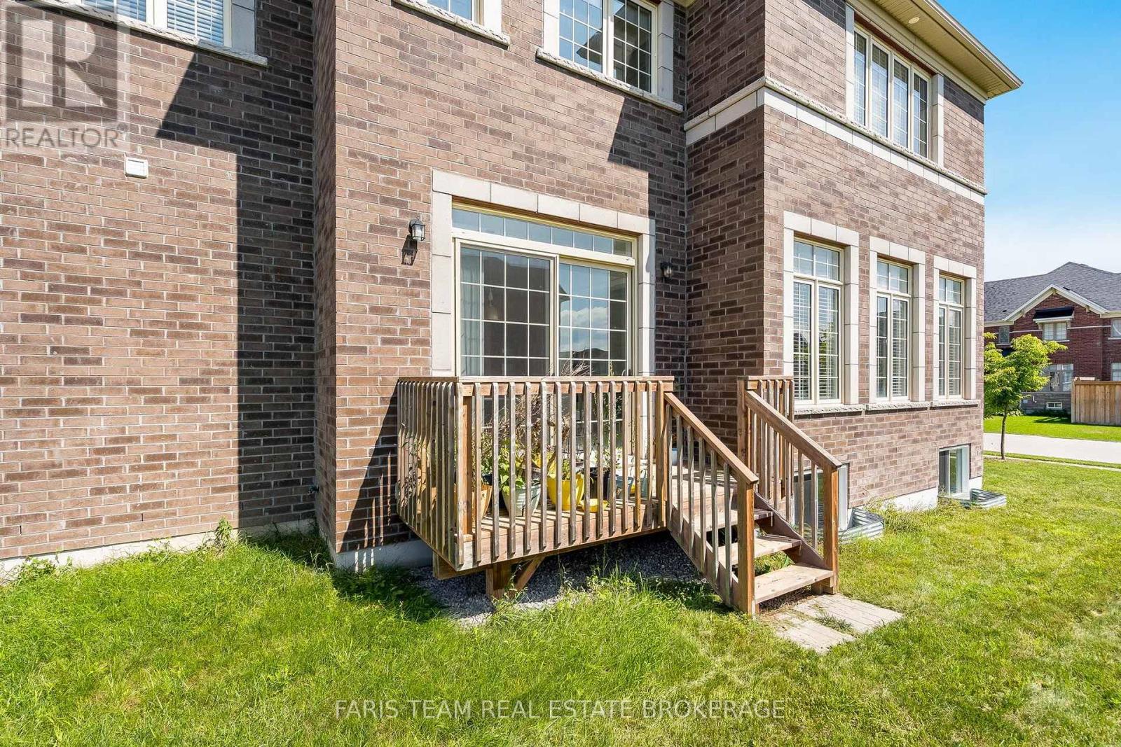 12 Thompson Way, Springwater, Ontario  L9X 2A5 - Photo 40 - S13703212