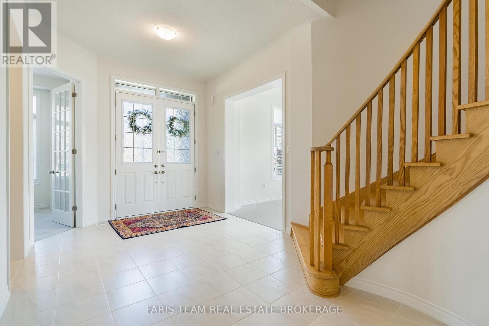 12 Thompson Way, Springwater, Ontario  L9X 2A5 - Photo 5 - S13703212