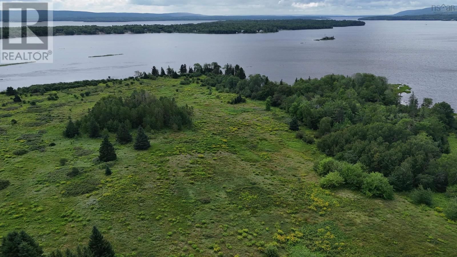 105 Highway, Baddeck Inlet, Nova Scotia  B0E 1B0 - Photo 3 - 202620821