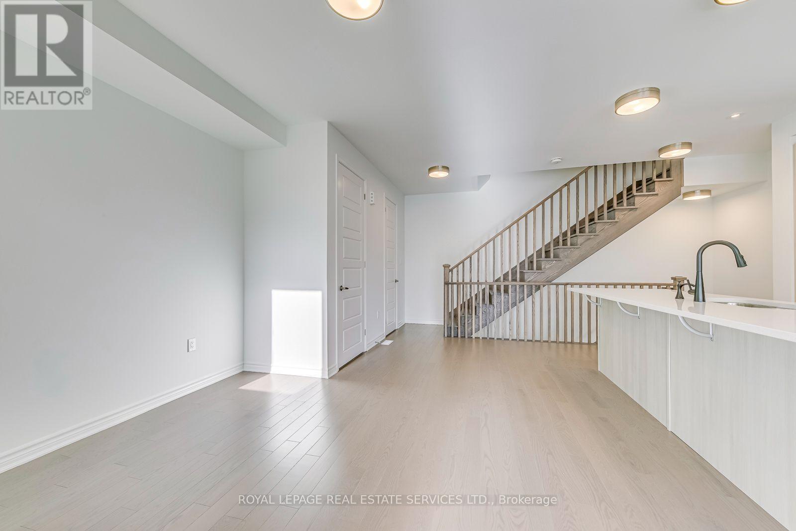 1205 Poppy Gardens, Oakville, Ontario  L6M 7Y3 - Photo 14 - W13703192
