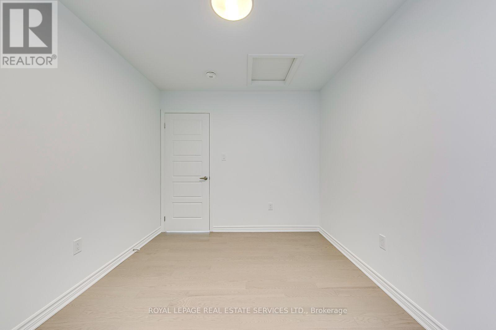 1205 Poppy Gardens, Oakville, Ontario  L6M 7Y3 - Photo 34 - W13703192