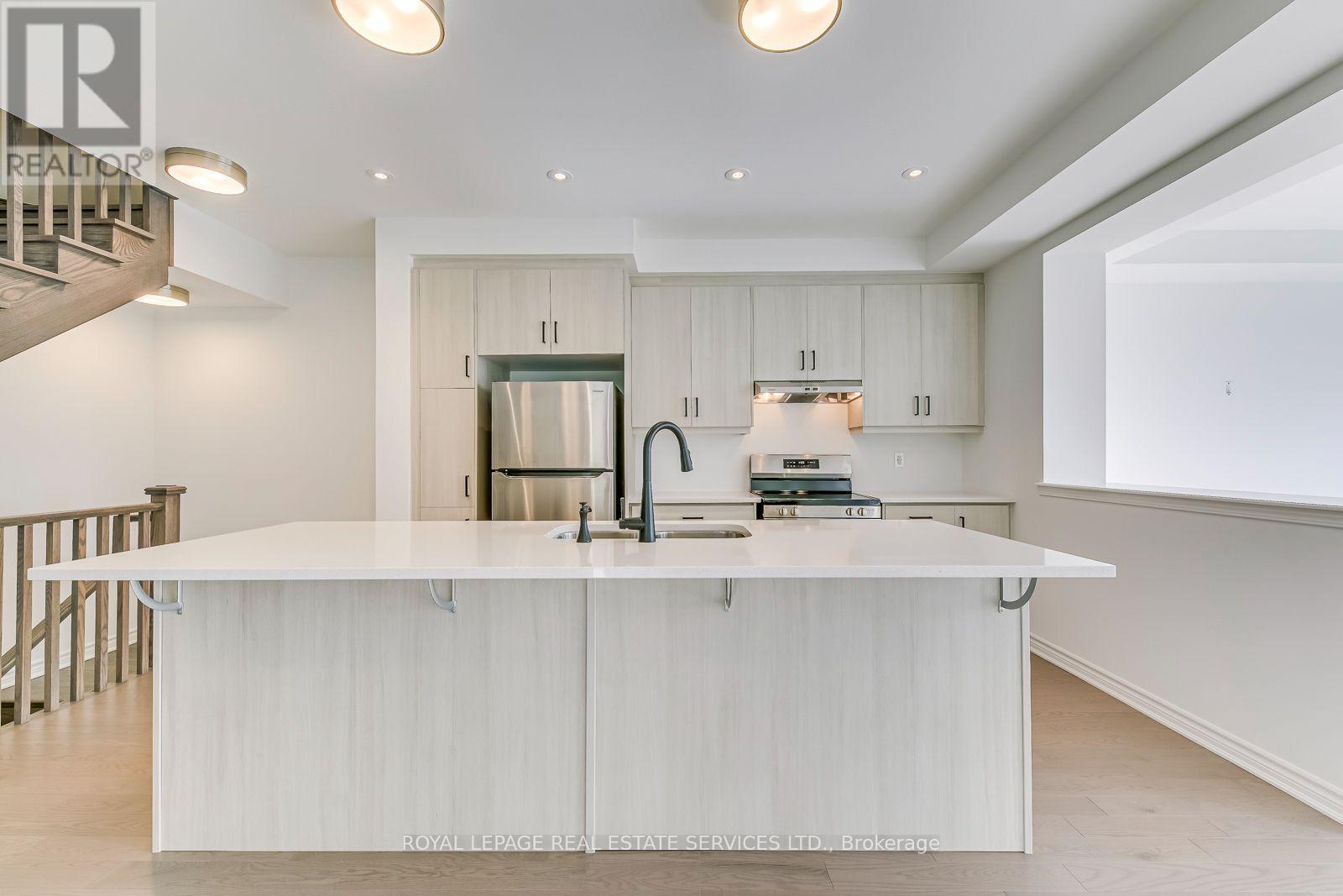 1205 Poppy Gardens, Oakville, Ontario  L6M 7Y3 - Photo 9 - W13703192
