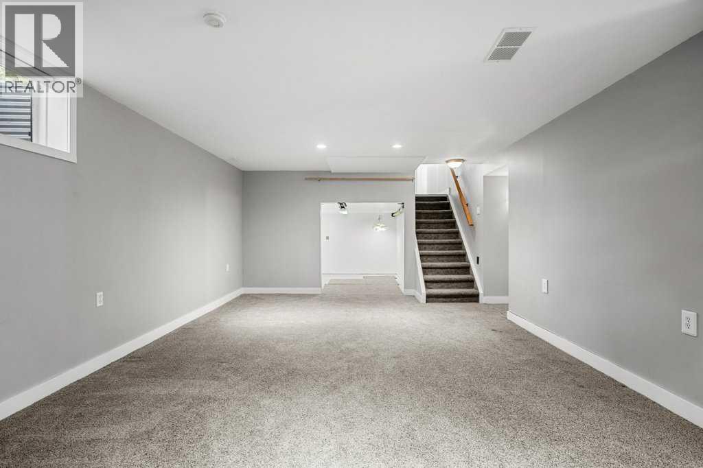 10411 Maplemont Road SE, Calgary, Alberta  T2J 1W3 - Photo 39 - A2337956