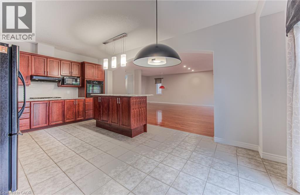 722 Salzburg Drive, Waterloo, Ontario  N2V 2N7 - Photo 14 - 40856168