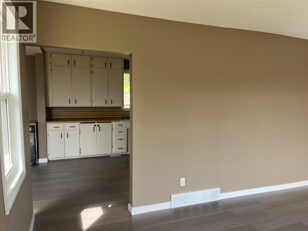 102 3 Street E, Lashburn, Saskatchewan  S0M 1H0 - Photo 17 - A2338778