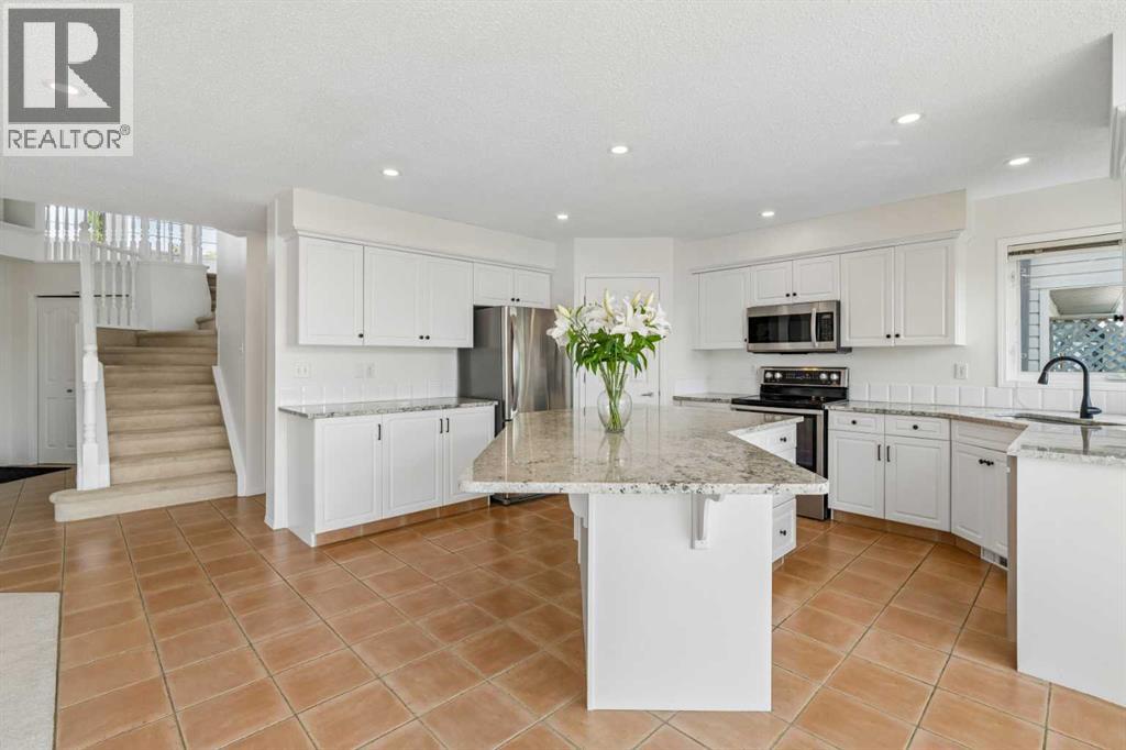 74 Spring View Sw, Calgary, Alberta  T3H 3S7 - Photo 12 - A2339405
