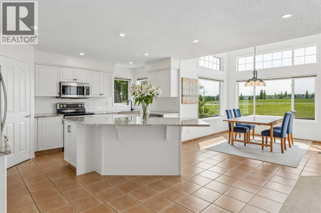 74 Spring View Sw, Calgary, Alberta  T3H 3S7 - Photo 15 - A2339405