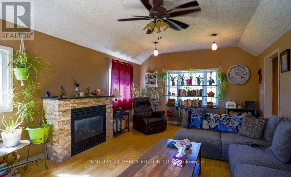 1889 Taunton Road, Clarington, Ontario  L0B 1M0 - Photo 3 - E13700130