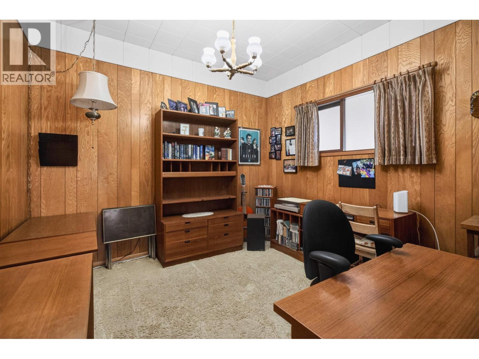 Listing Picture 19 of 39 : 2284 E 45TH AVENUE, Vancouver / 溫哥華 - 魯藝地產 Yvonne Lu Group - MLS Medallion Club Member