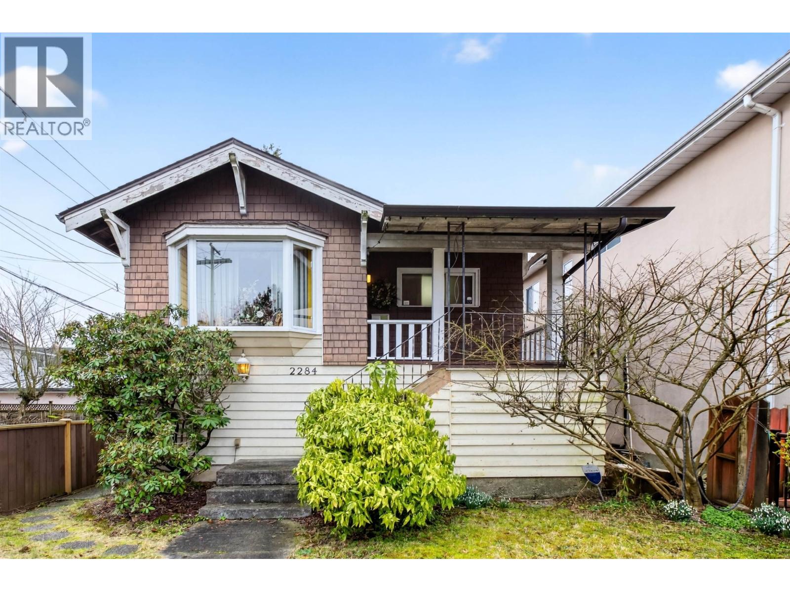 Listing Picture 37 of 39 : 2284 E 45TH AVENUE, Vancouver / 溫哥華 - 魯藝地產 Yvonne Lu Group - MLS Medallion Club Member