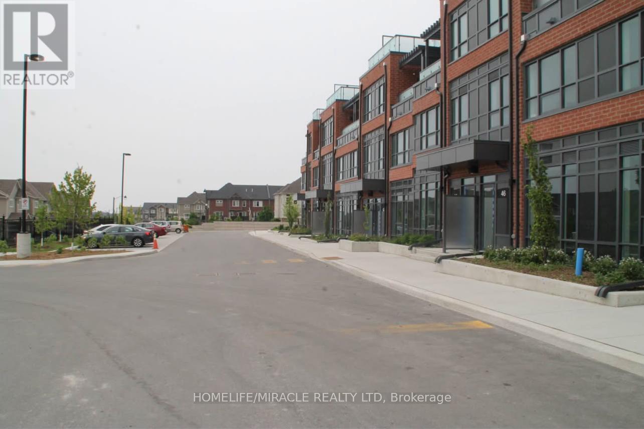 48 Alpine Symphony Path, Oshawa, Ontario  L1L 0P9 - Photo 3 - E13703236
