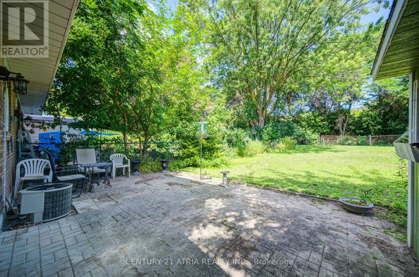 141 Hollyberry Trail, Toronto, Ontario M2H 2P2 - Photo 17 - C13700174