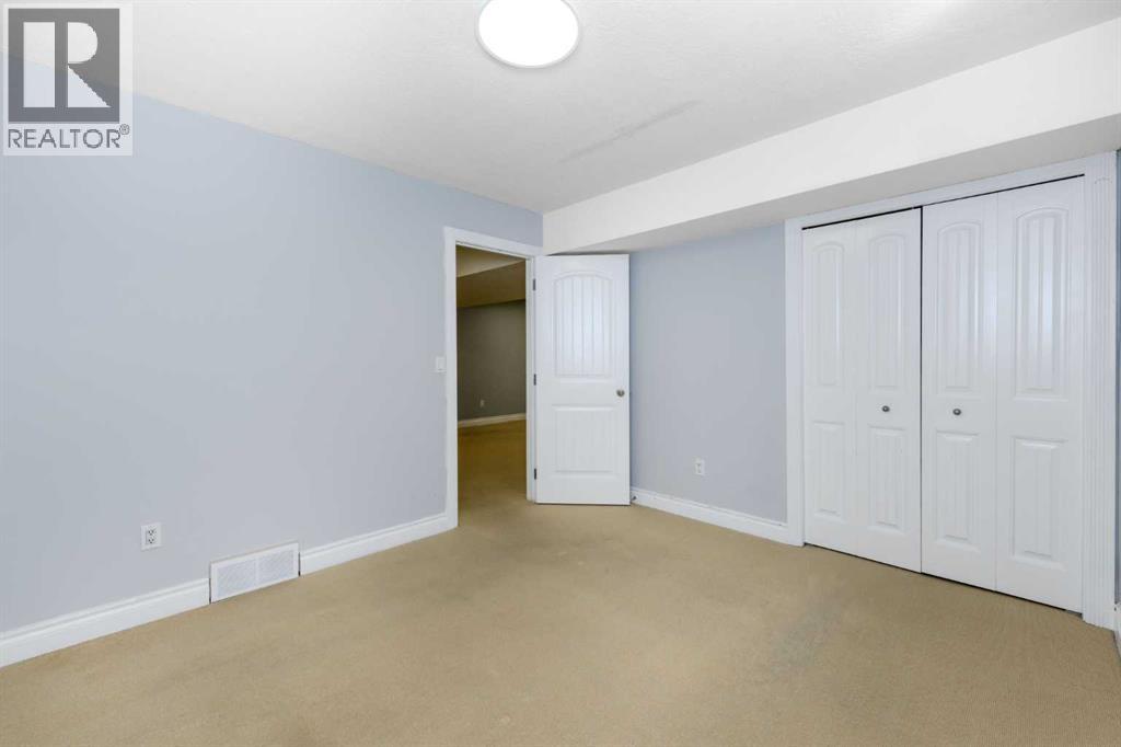 192 Cove Rise Rise, Chestermere, Alberta  T1X 1S7 - Photo 32 - A2333000