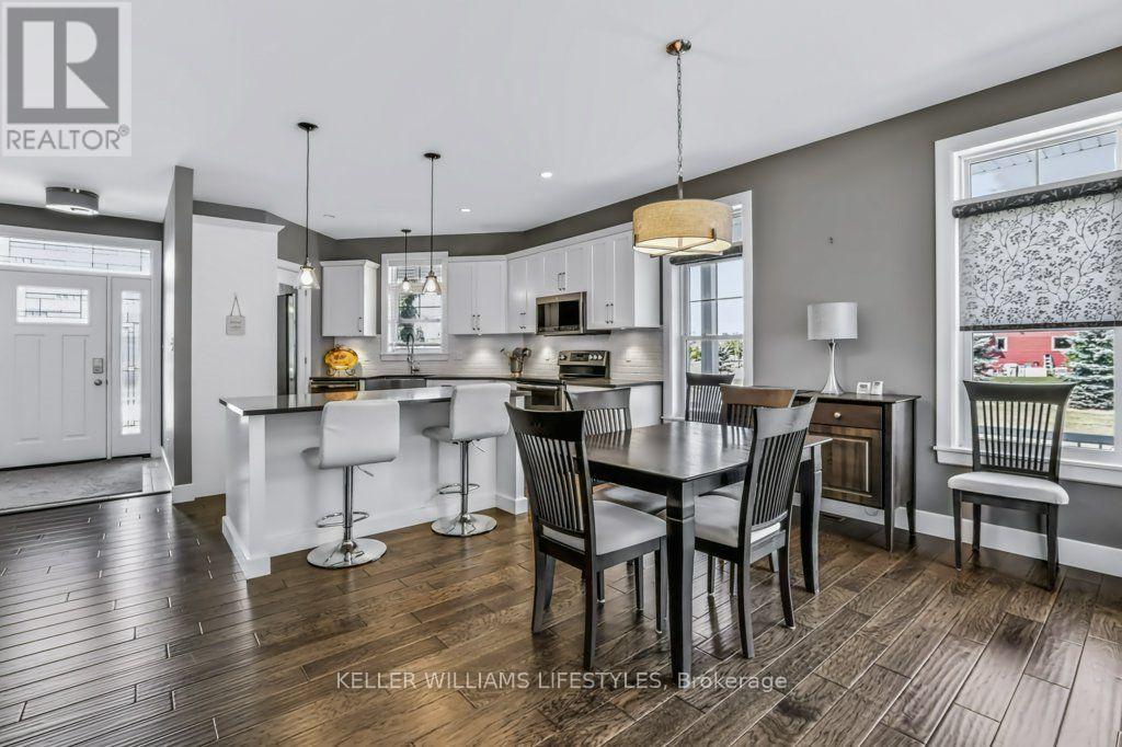 51 Deerfield Road, Lambton Shores, Ontario  N0M 1T0 - Photo 14 - X13703332