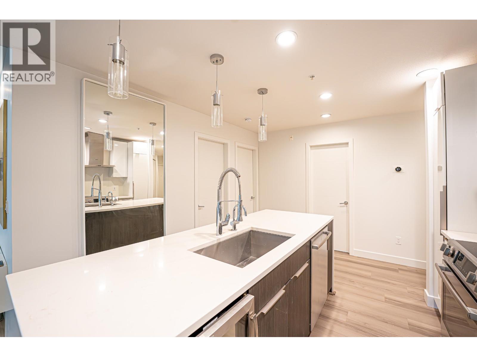 105 733 W 3rd Street, North Vancouver, British Columbia V7M 0C8 - Photo 7 - R3148611