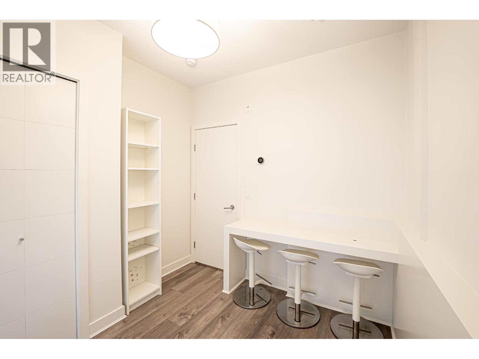 105 733 W 3rd Street, North Vancouver, British Columbia V7M 0C8 - Photo 15 - R3148611