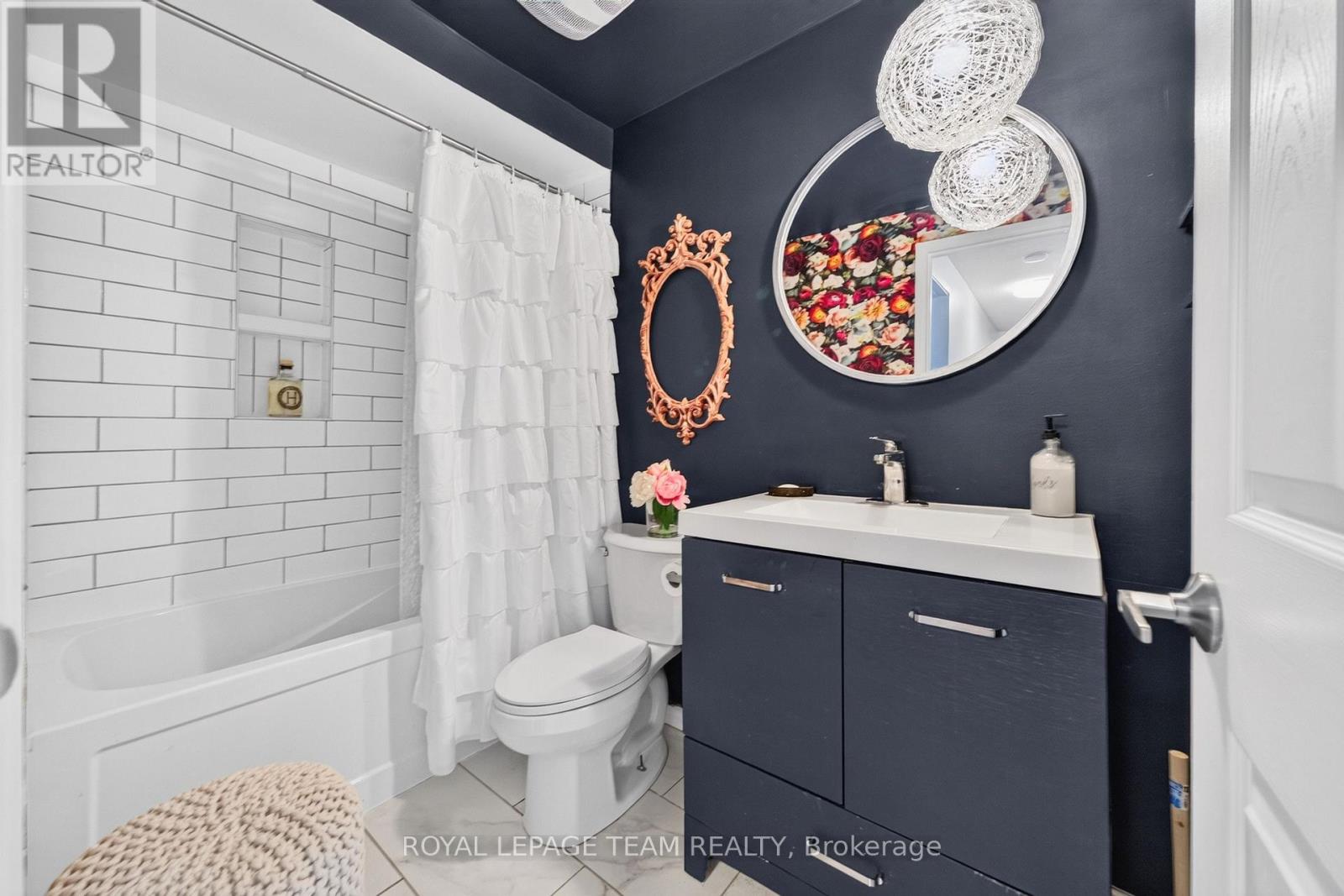 F - 3 Arnold Drive, Ottawa, Ontario  K2H 6V6 - Photo 33 - X13703288