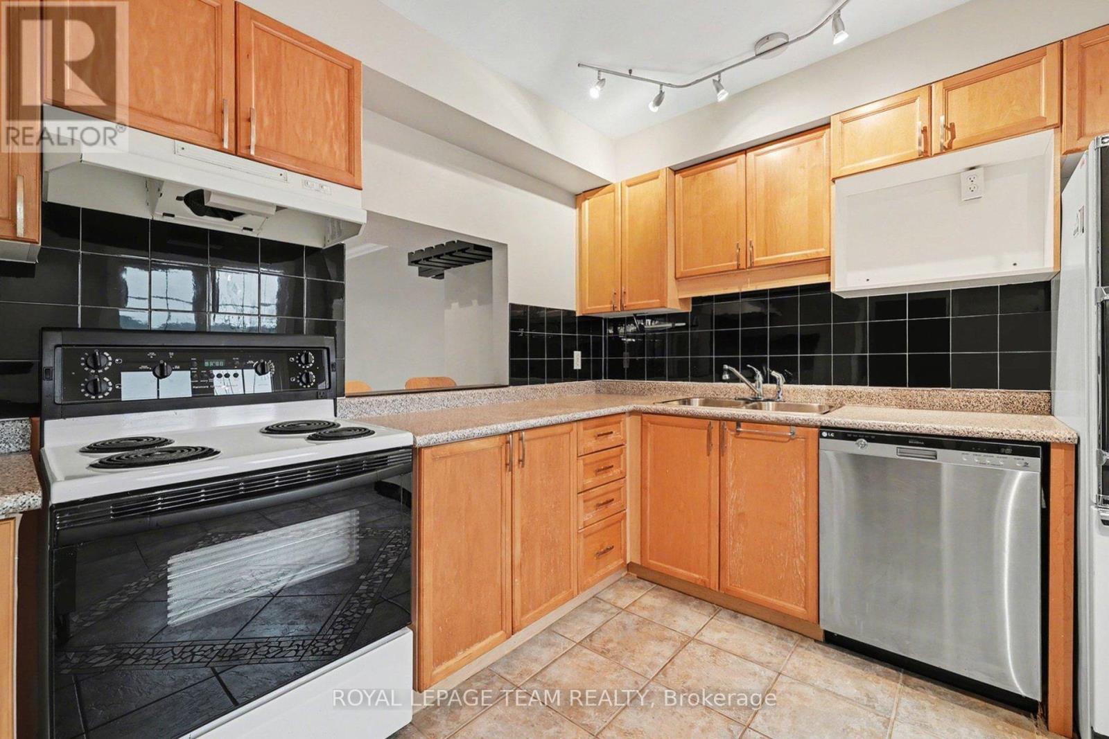 187 Monterey Drive, Ottawa, Ontario  K2H 7A9 - Photo 12 - X13703340