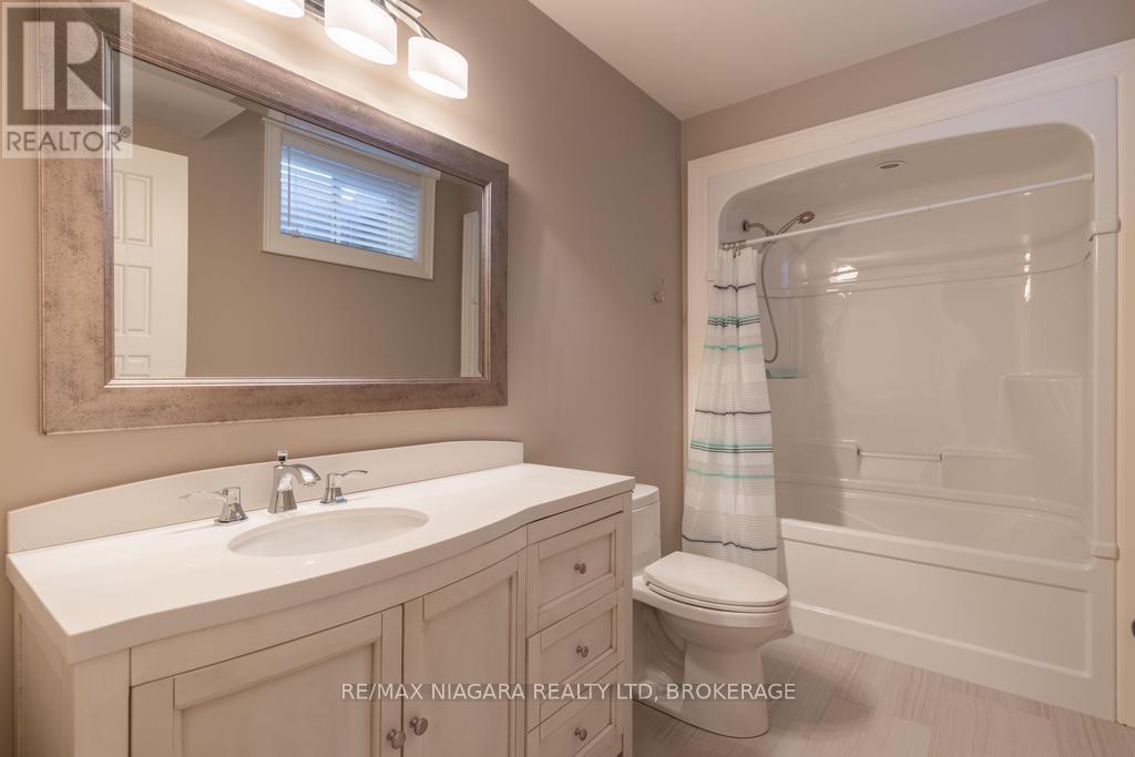 50 Sandalwood Crescent, Niagara-On-The-Lake, Ontario  L0S 1P0 - Photo 36 - X13703278