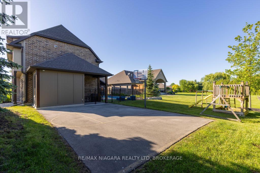 50 Sandalwood Crescent, Niagara-On-The-Lake, Ontario  L0S 1P0 - Photo 45 - X13703278
