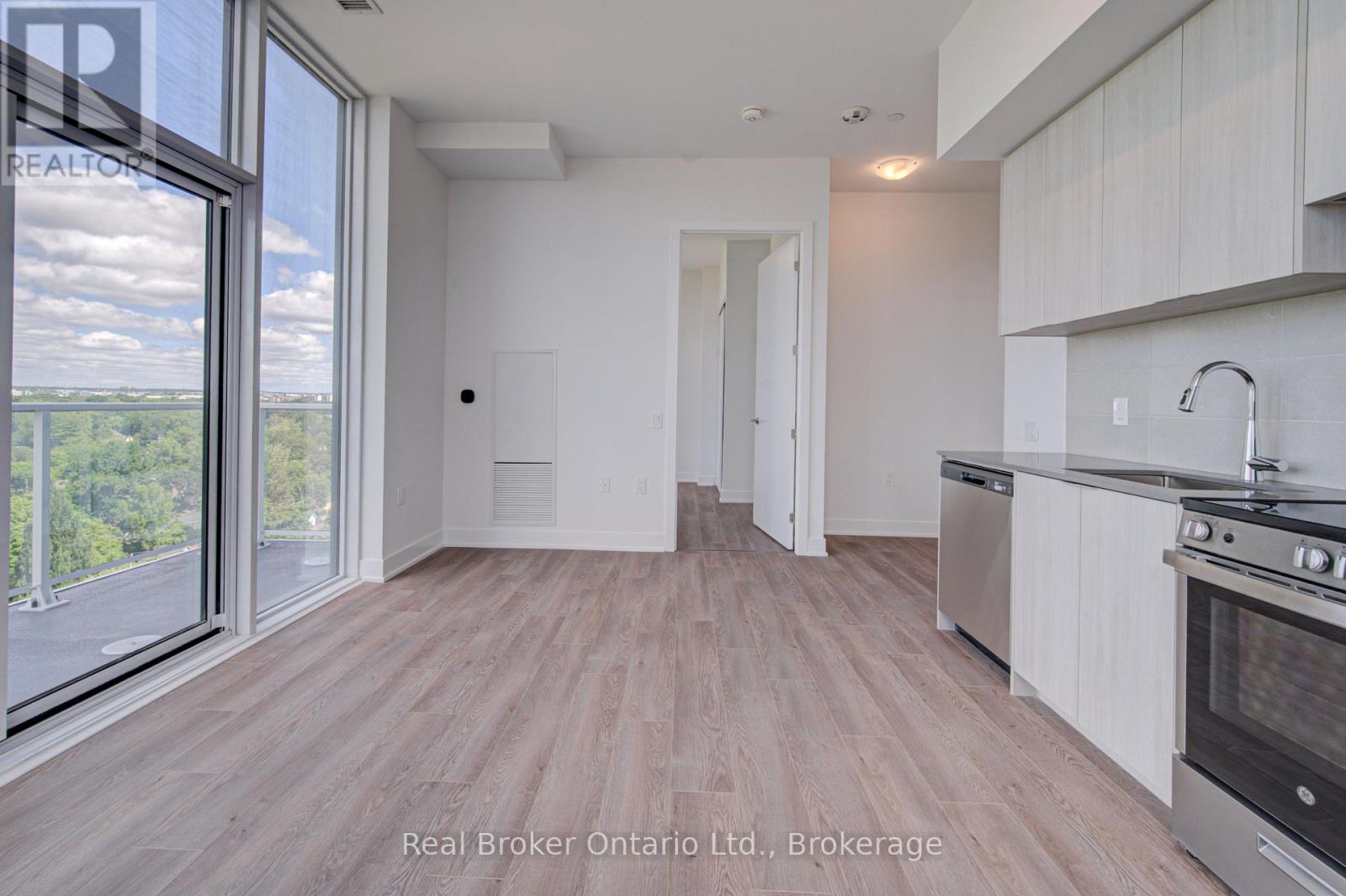 1310 - 2088 James Street, Burlington, Ontario  L7R 0H2 - Photo 19 - W13703346