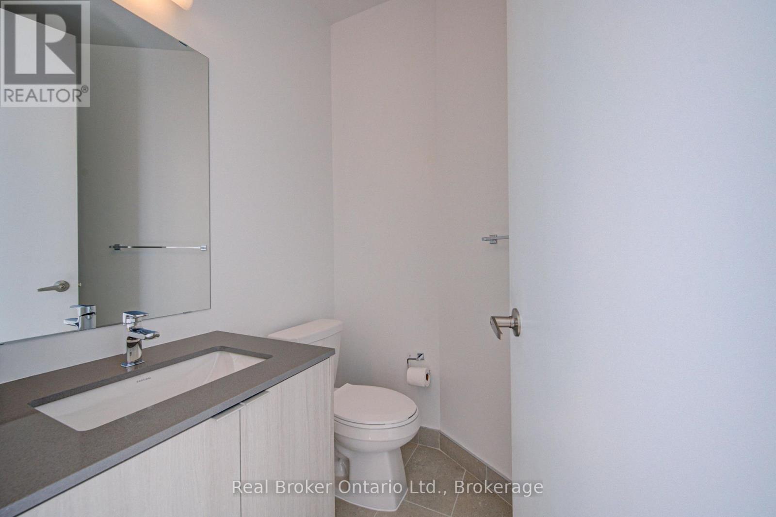 1310 - 2088 James Street, Burlington, Ontario  L7R 0H2 - Photo 25 - W13703346