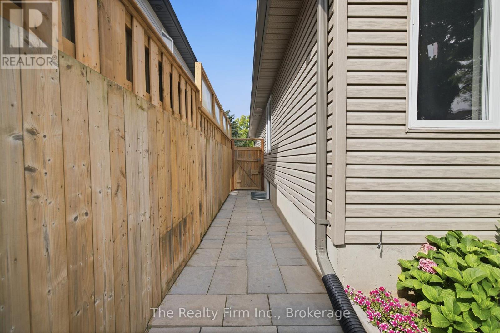 27 Cronyn Street, Woodstock, Ontario  N4S 3T4 - Photo 34 - X13703268