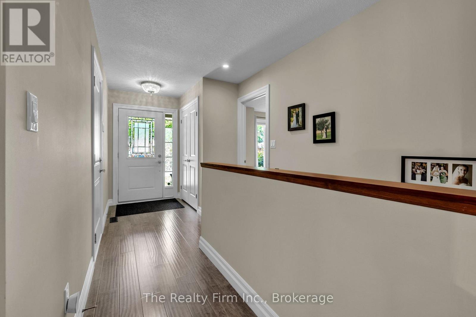 27 Cronyn Street, Woodstock, Ontario  N4S 3T4 - Photo 4 - X13703268