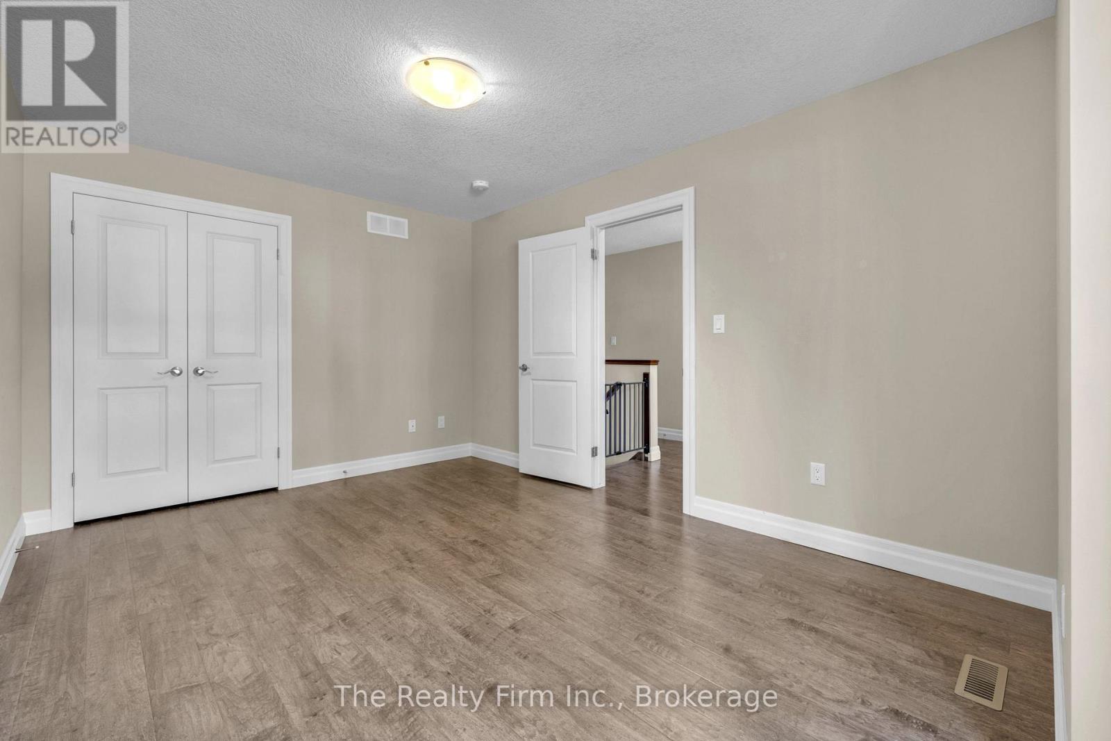 27 Cronyn Street, Woodstock, Ontario  N4S 3T4 - Photo 6 - X13703268