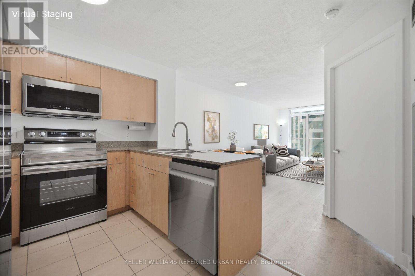 1501 - 361 Front Street, Toronto, Ontario  M5V 3R5 - Photo 4 - C13703290