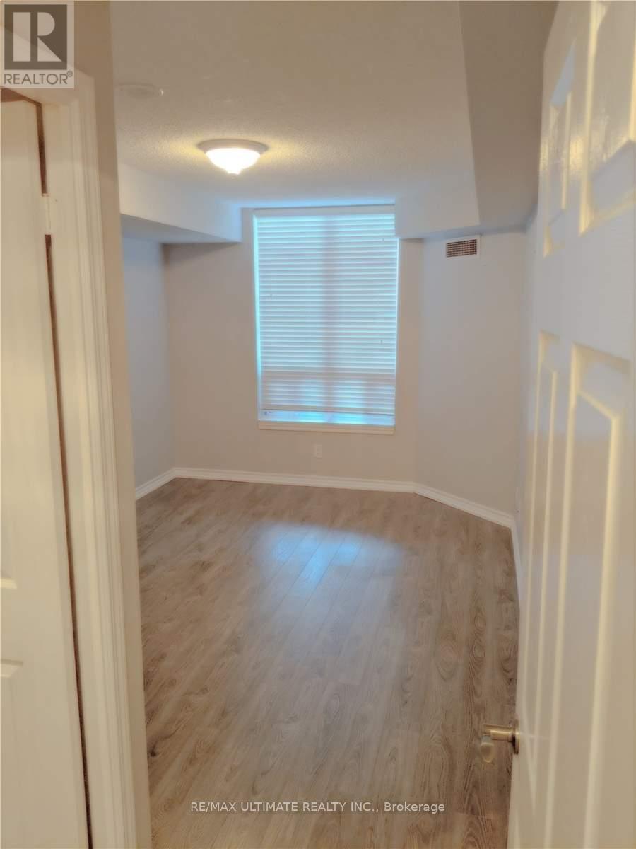 202 - 1730 Eglinton Avenue E, Toronto, Ontario M4A 2X9 - Photo 5 - C13703334