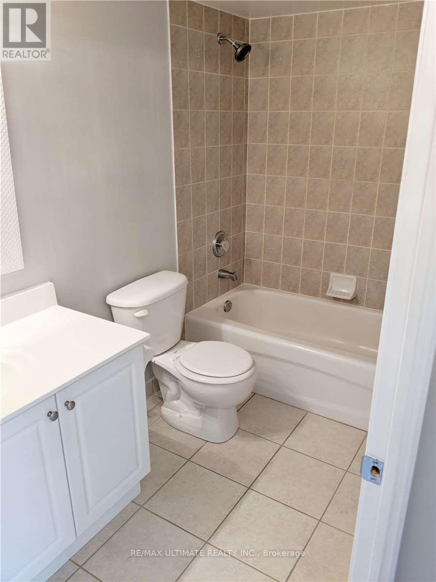 202 - 1730 Eglinton Avenue E, Toronto, Ontario M4A 2X9 - Photo 8 - C13703334