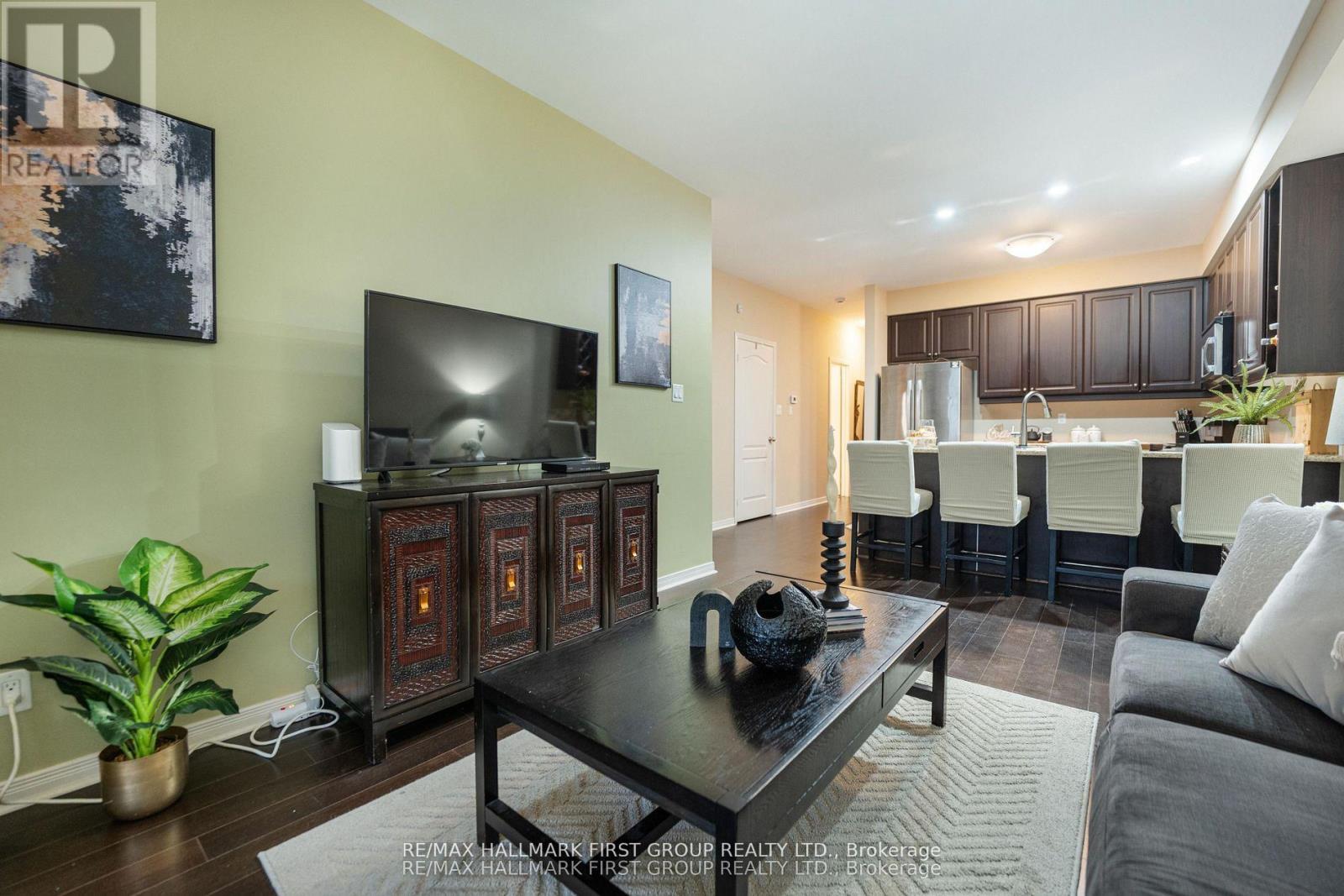 70 Lovegrove Lane, Ajax, Ontario  L1S 0E7 - Photo 10 - E13703280