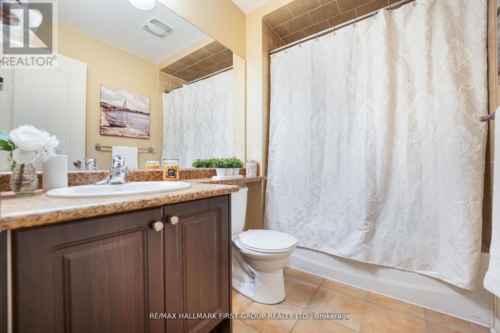 70 Lovegrove Lane, Ajax, Ontario  L1S 0E7 - Photo 19 - E13703280