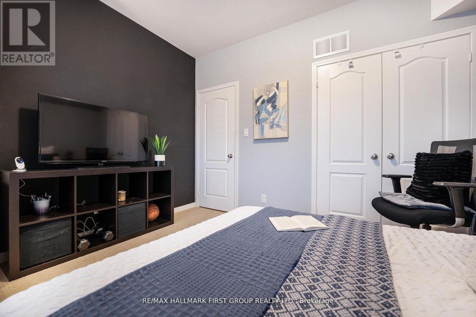 70 Lovegrove Lane, Ajax, Ontario  L1S 0E7 - Photo 22 - E13703280
