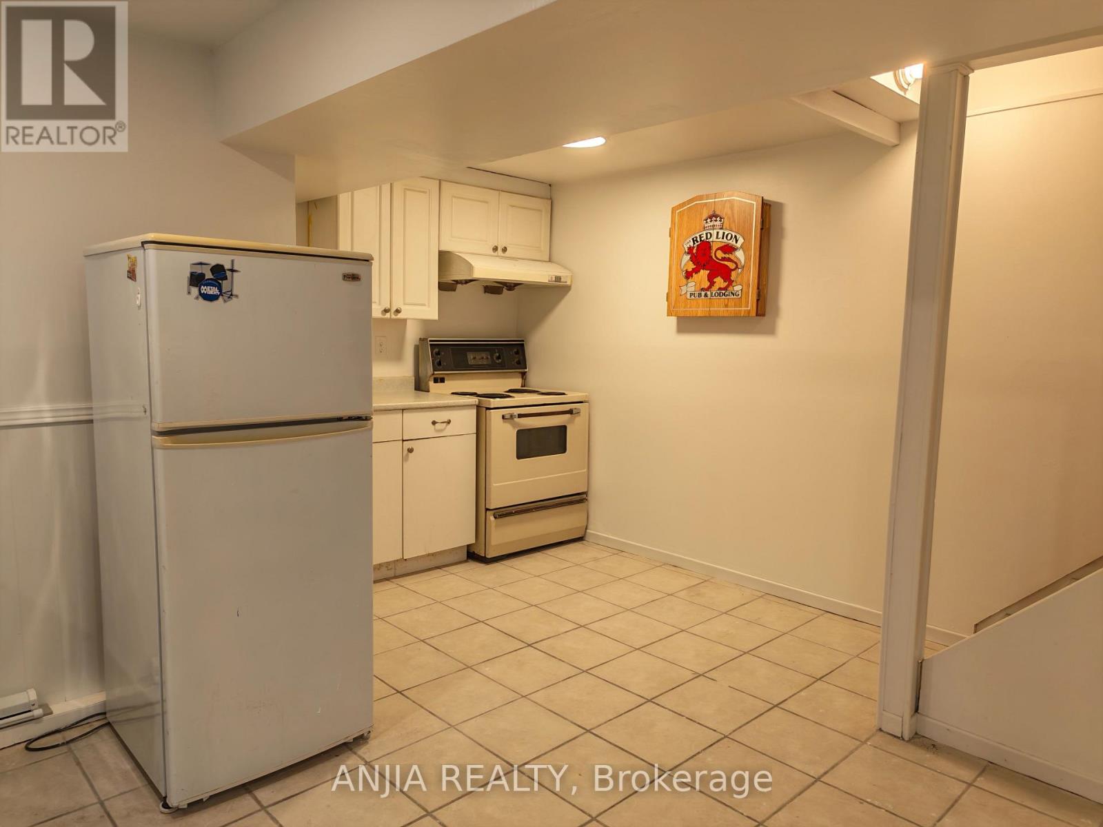 5 Muirlands Drive, Toronto, Ontario M1V 2B3 - Photo 14 - E13703336