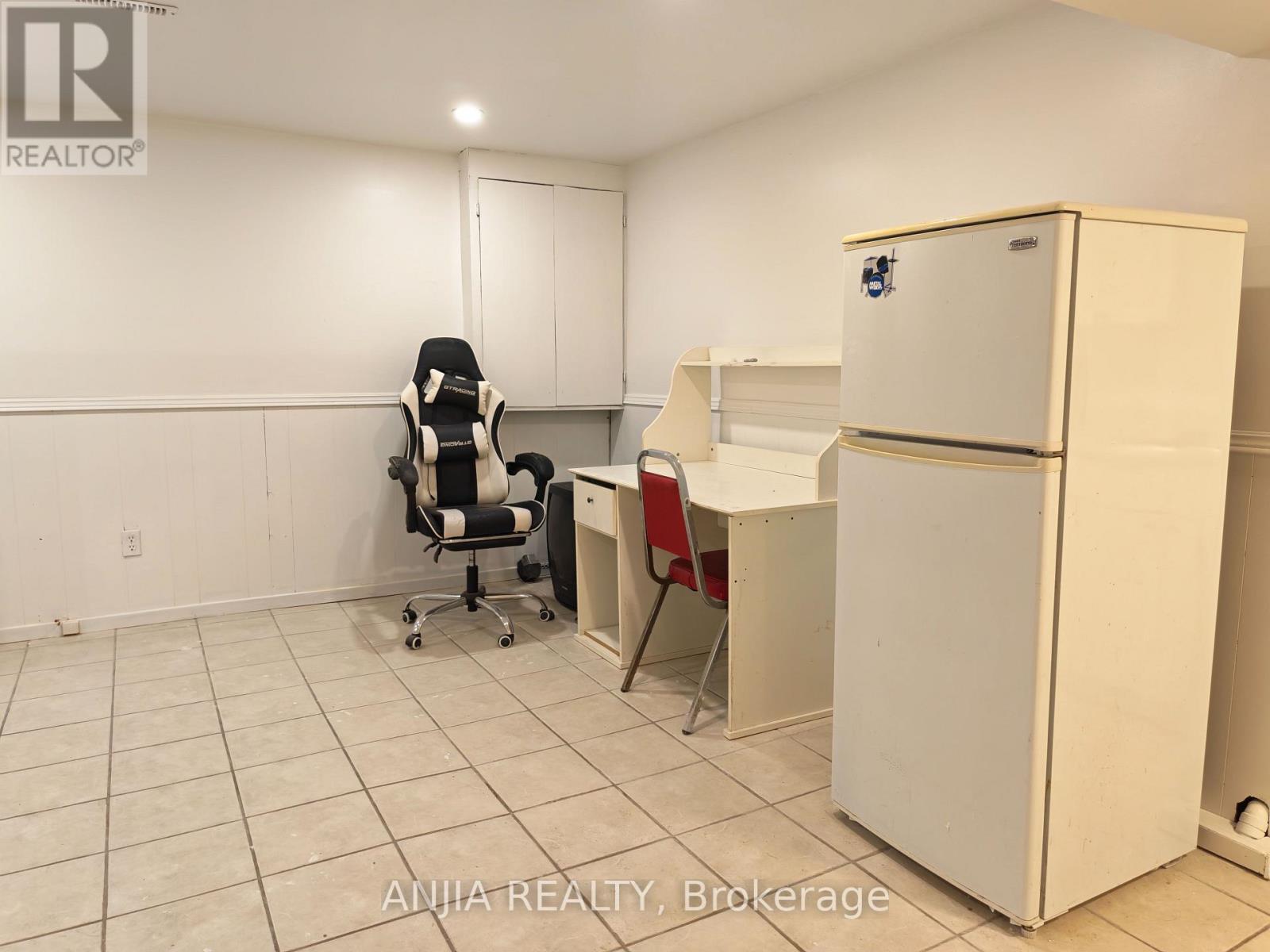 5 Muirlands Drive, Toronto, Ontario M1V 2B3 - Photo 15 - E13703336