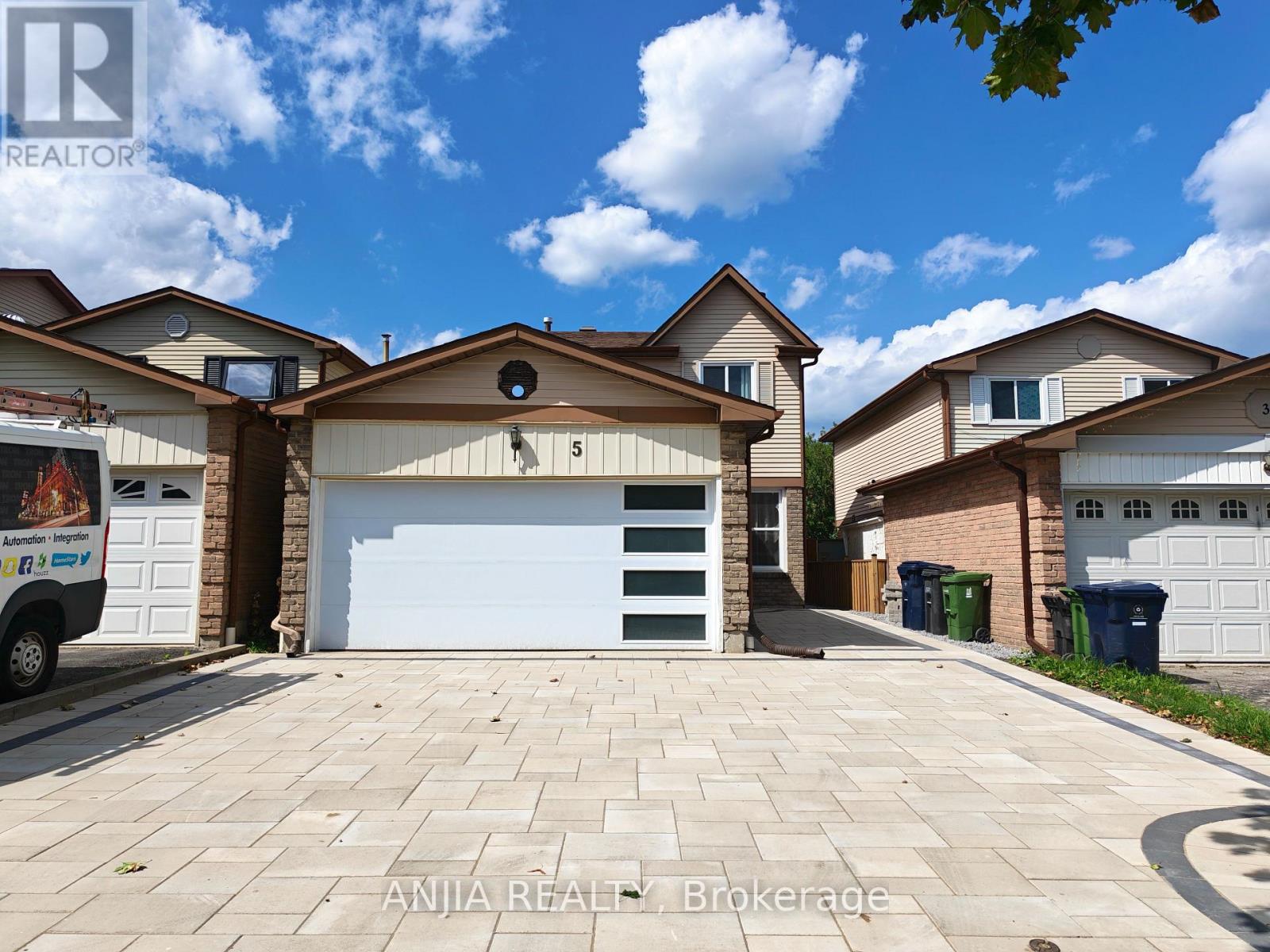 5 Muirlands Drive, Toronto, Ontario M1V 2B3 - Photo 24 - E13703336