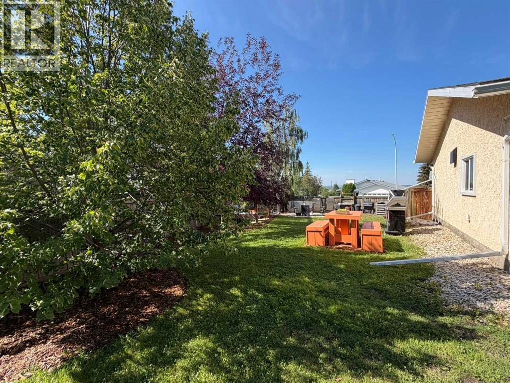 714 Oak Drive, Beaverlodge, Alberta T0H 0C0 - Photo 44 - A2338127