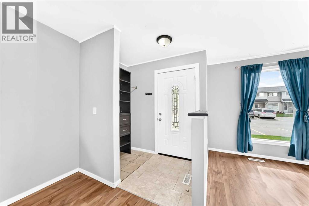 1047, 3235 56 Street NE, Calgary, Alberta  T1Y 2X7 - Photo 3 - A2328109