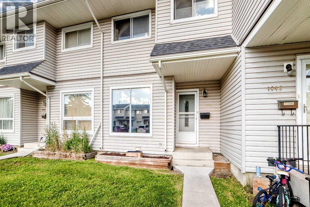 1047, 3235 56 Street NE, Calgary, Alberta  T1Y 2X7 - Photo 2 - A2328109