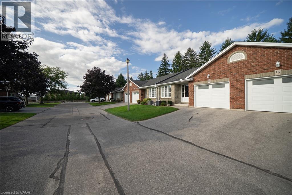 150 Oak Street Unit# 17, Simcoe, Ontario N3Y 5M5 - Photo 3 - 40856851