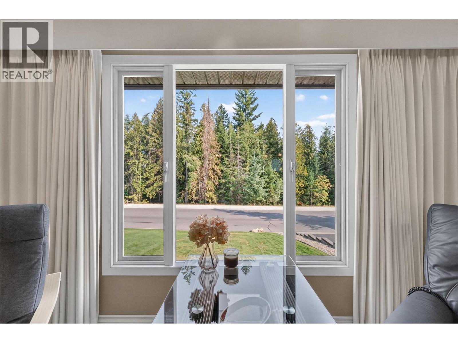 2730 5 Avenue NE, Salmon Arm, British Columbia  V1E 2K3 - Photo 10 - 10398236